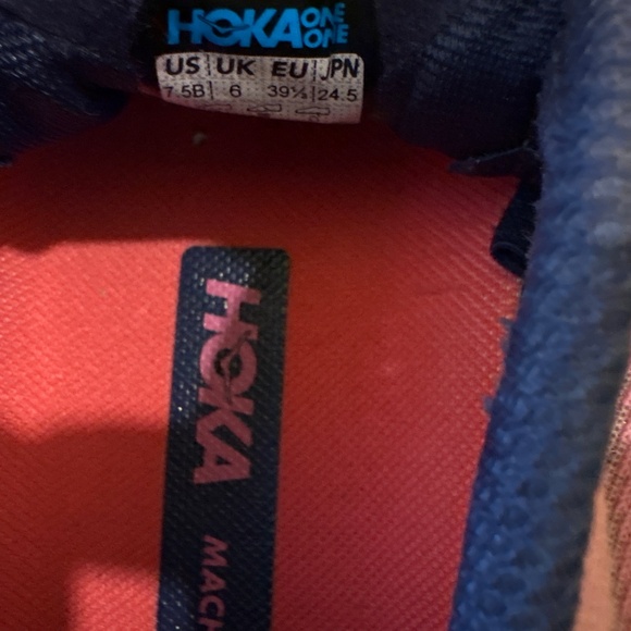 WOMENS HOKA MACH 5 size 7.5 - Picture 4 of 6